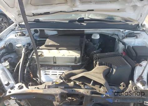 2011 Mitsubishi Galant Es/Se z USA, uszkodzony, nr VIN 4A32B3FF6BE013659